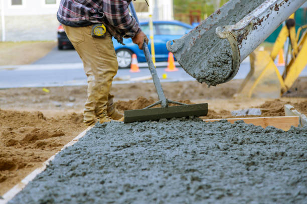 Best Concrete Slab Construction in Earlham, IA